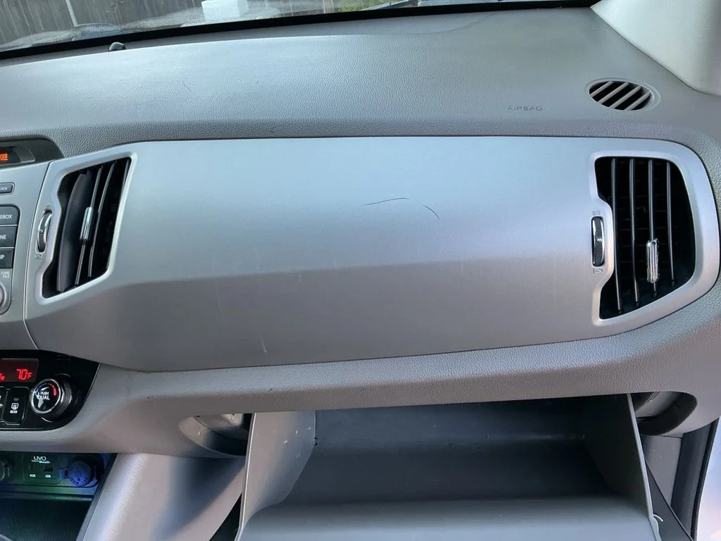 Used 2013 Silver Kia EX image 26