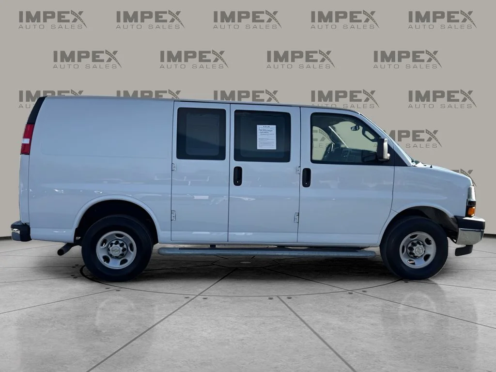 Used 2024 White Chevrolet Work Van image 6