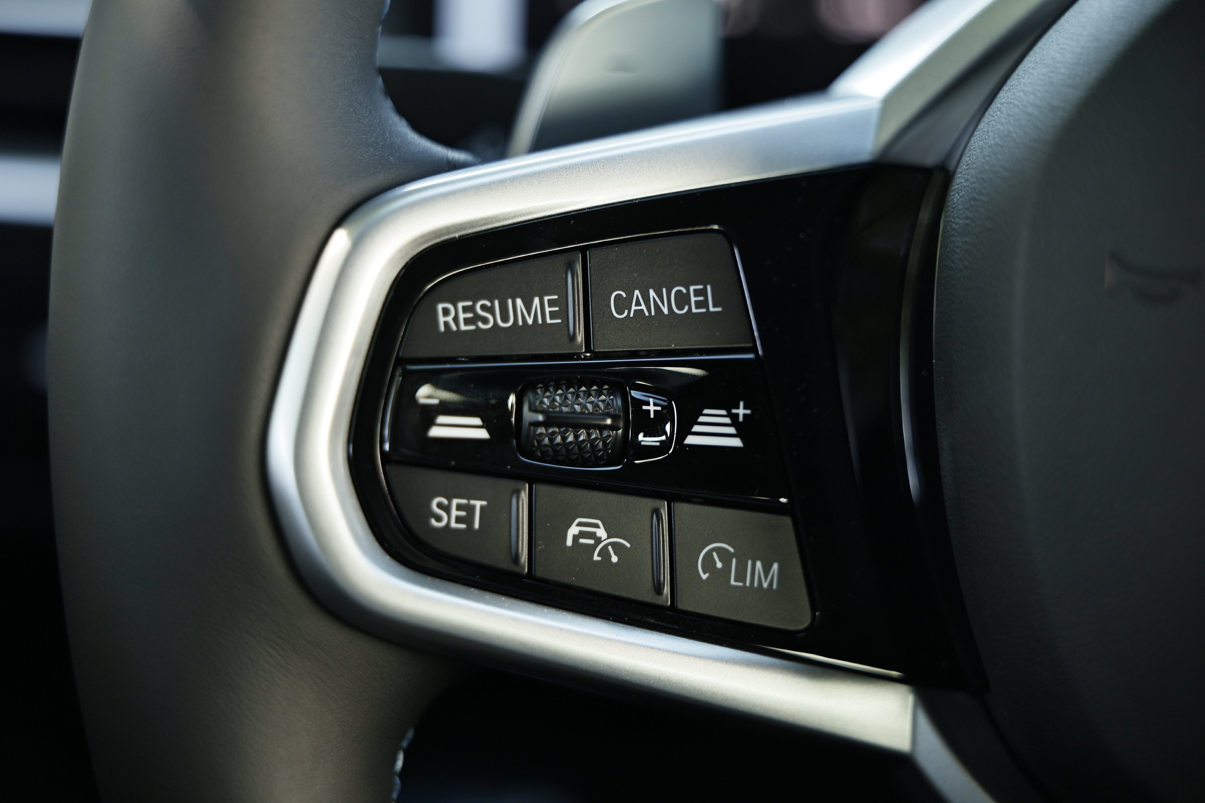 2026 BMW 4 Series M440i - Photo 31
