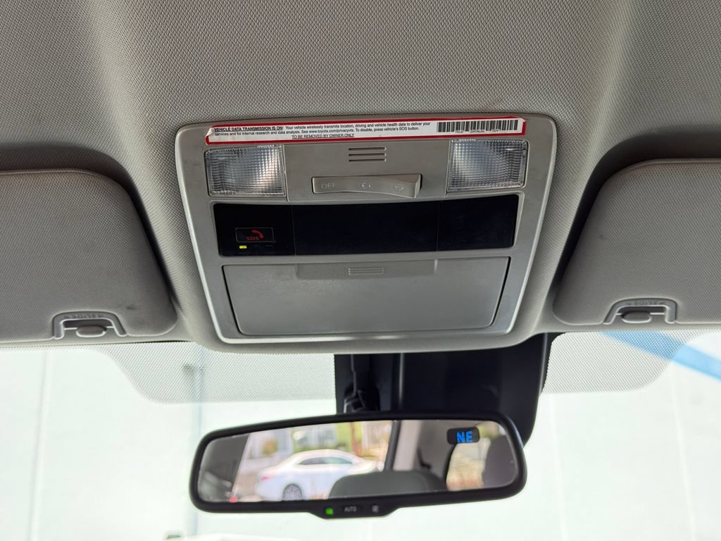 Used 2022 Gray Toyota SR5 image 22