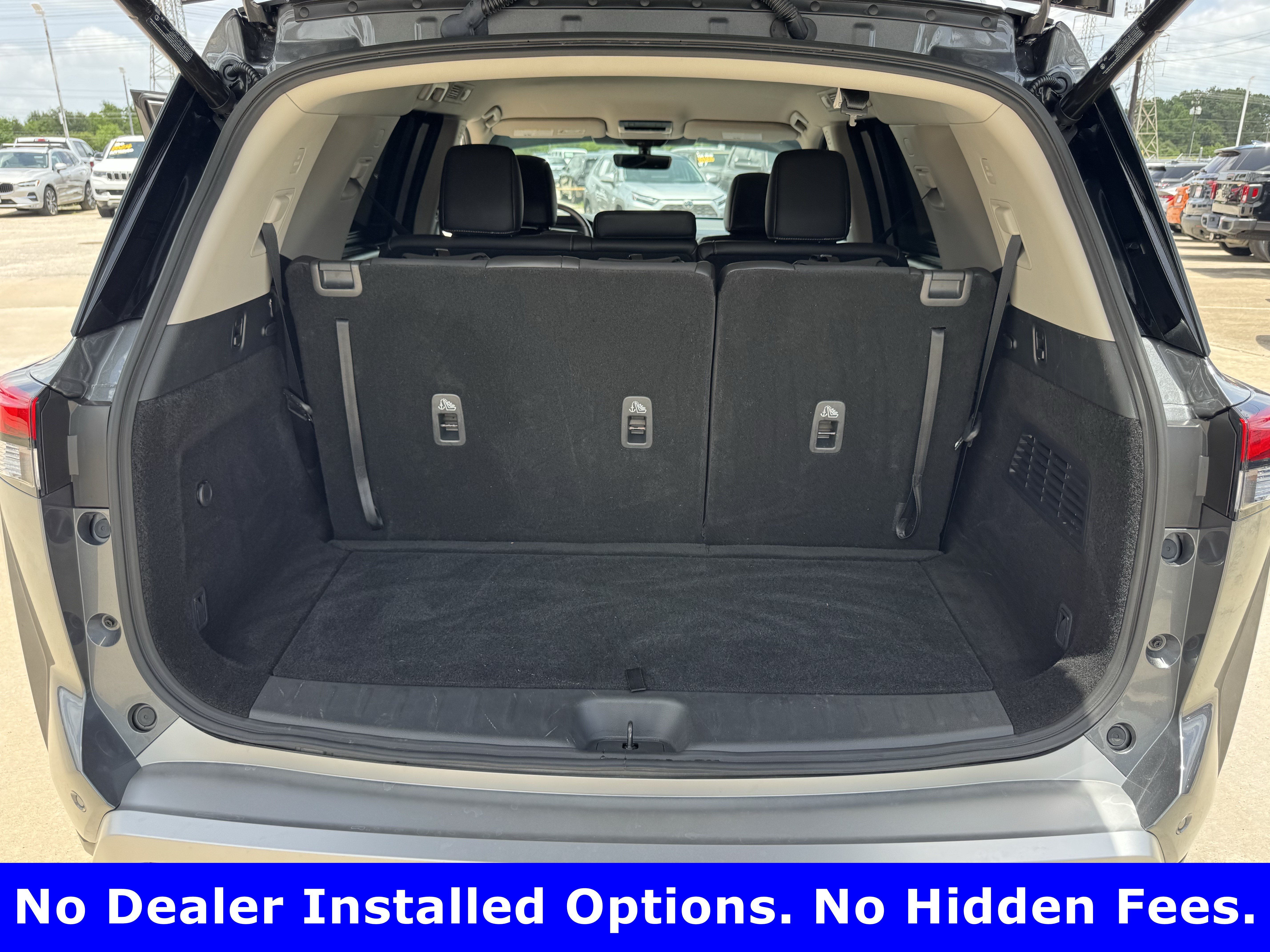 Used 2025 Gun Metallic Nissan SL image 26