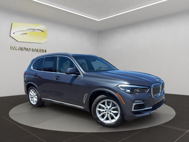 Used 2020 Arctic Gray Metallic BMW xDrive40i image 1