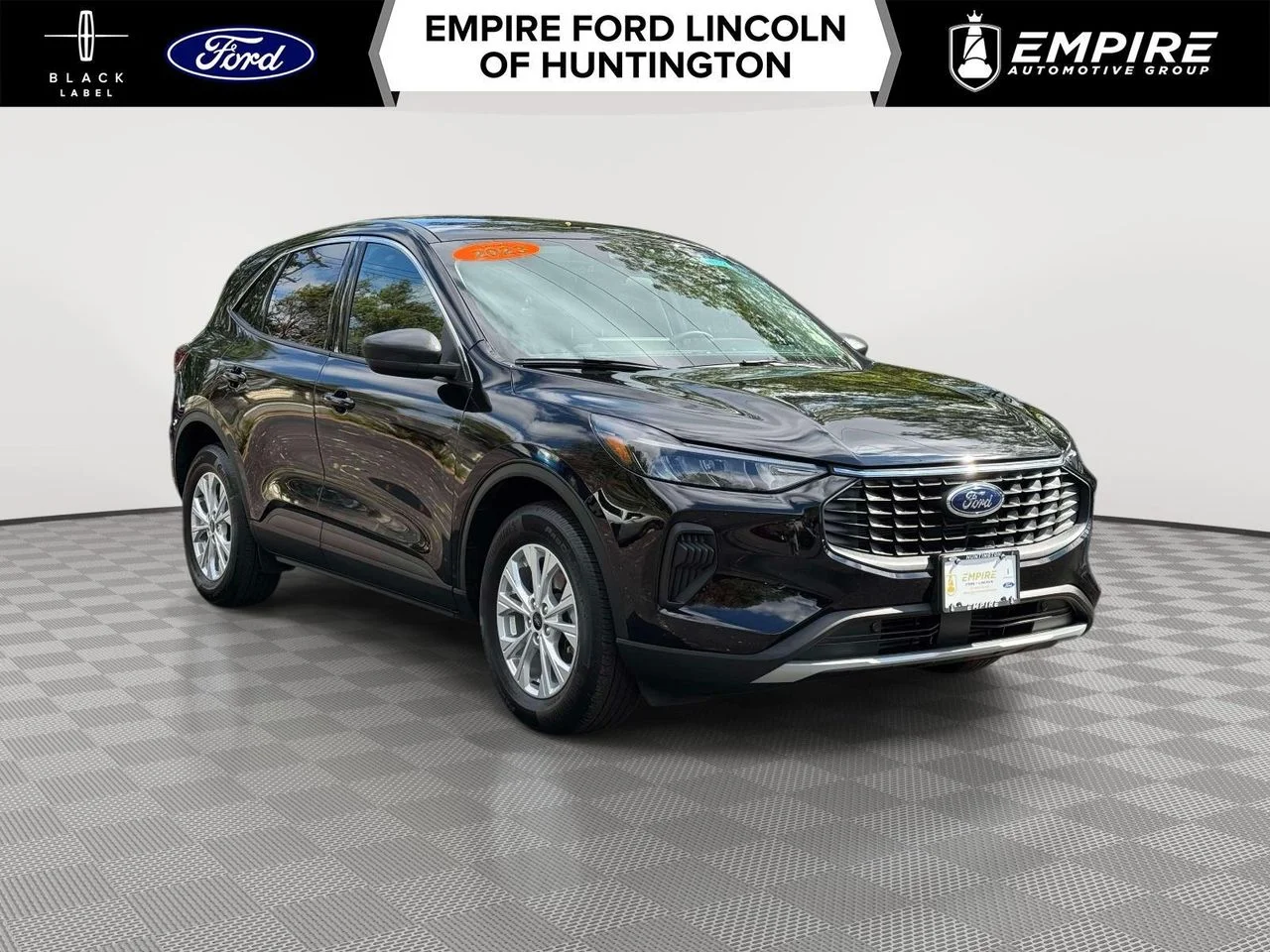 Used 2023 Agate Black Metallic Ford Active image 1