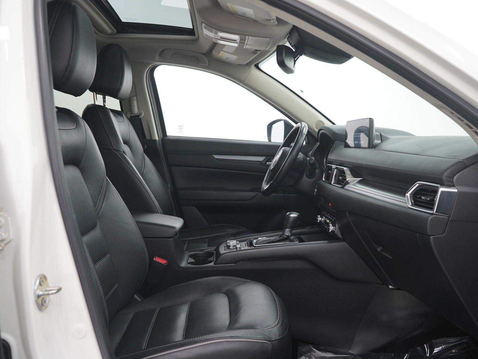 Used 2025 Rhodium White Metallic Mazda 2.5 S Preferred Package image 13