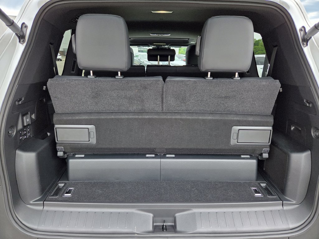 2026 Lexus LX 700h Luxury - Photo 36