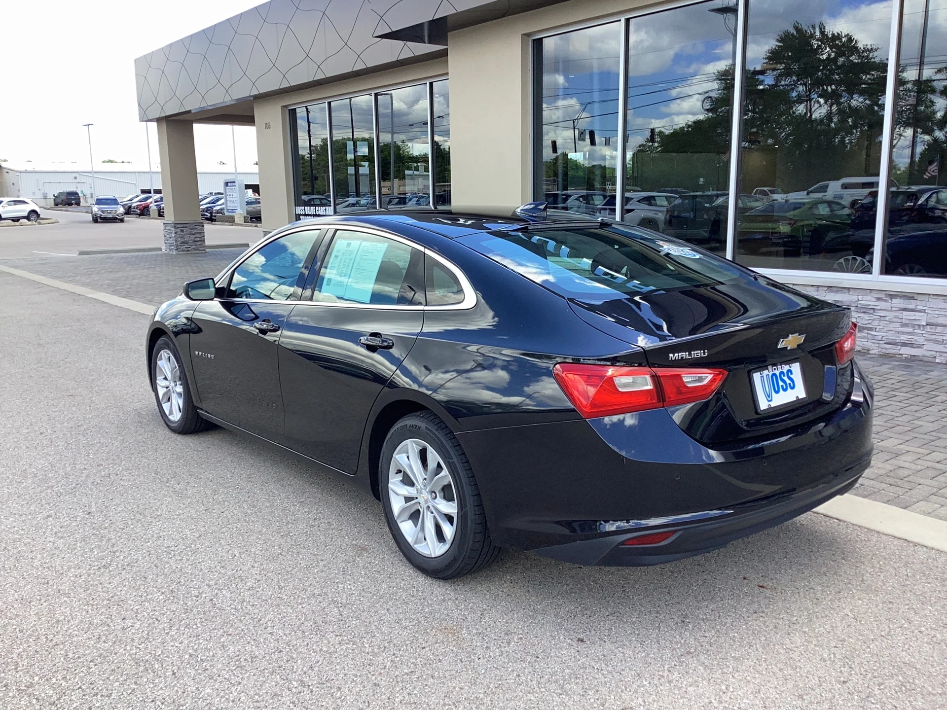 Used 2024 Mosaic Black Metallic Chevrolet LT image 6