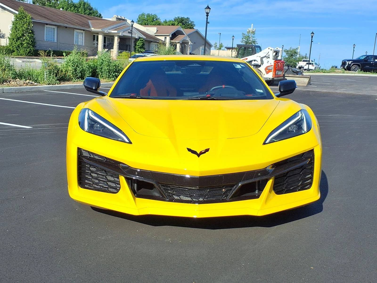 Used 2025 Competition Yellow Tintcoat Metallic Chevrolet 2LZ image 33