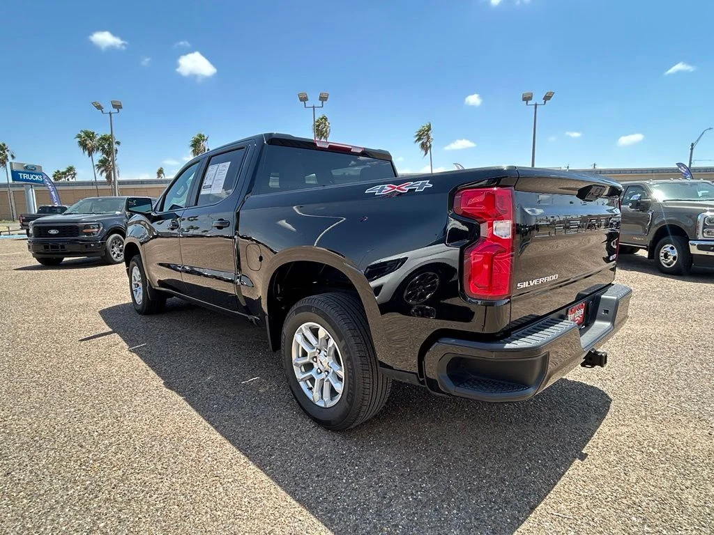 Used 2026 Black Chevrolet RST image 5
