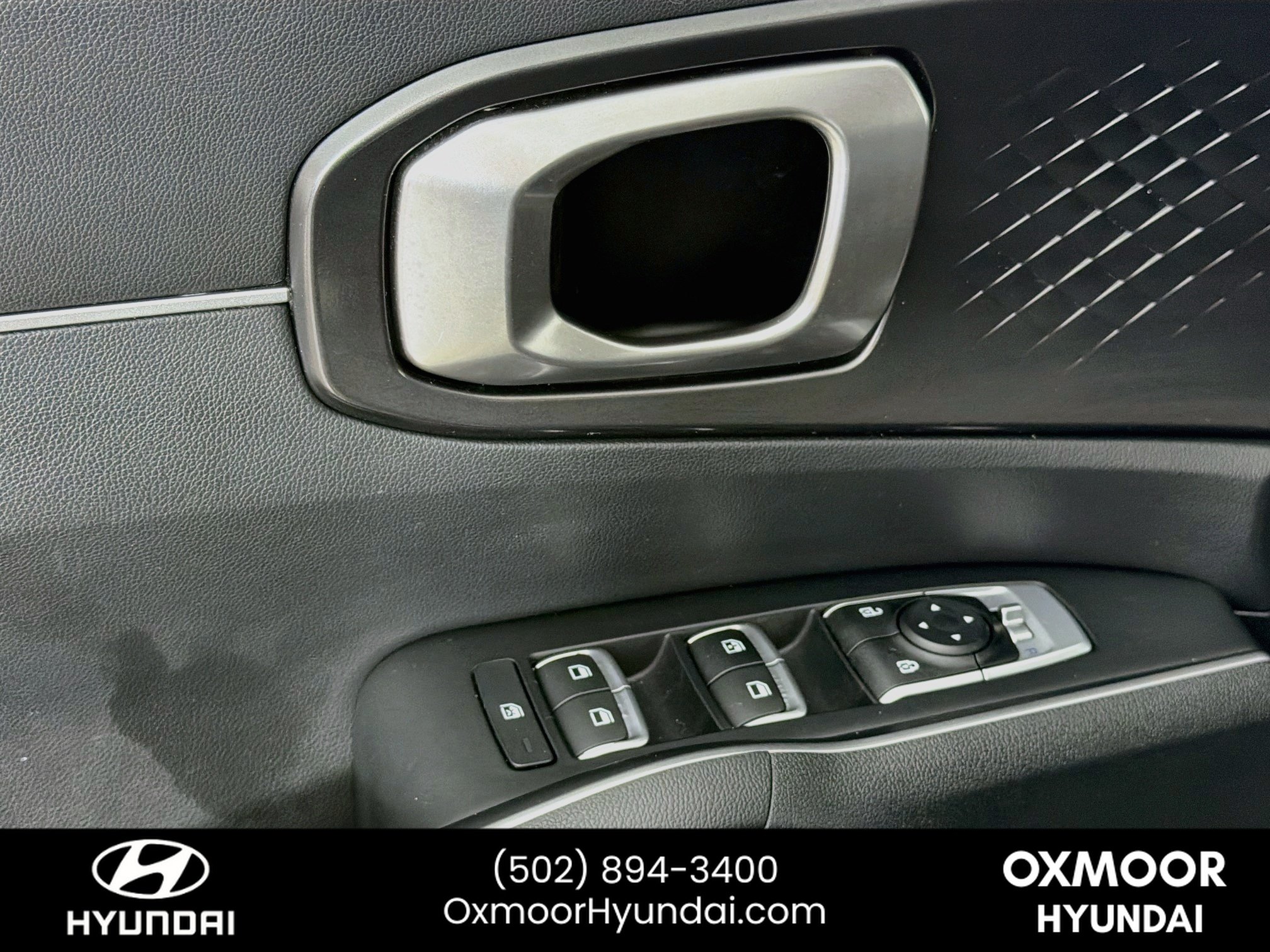 Used 2022 Ebony Black Kia LX image 17