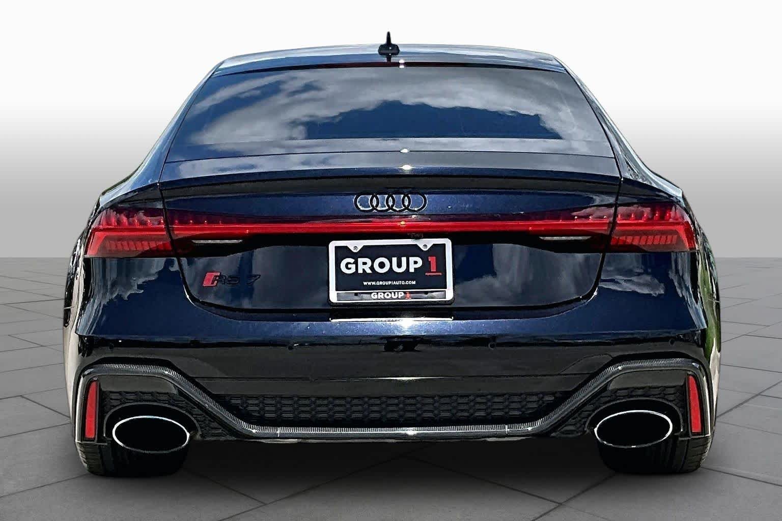 Used 2022 Sebring Black Crystal Effect Audi  image 4
