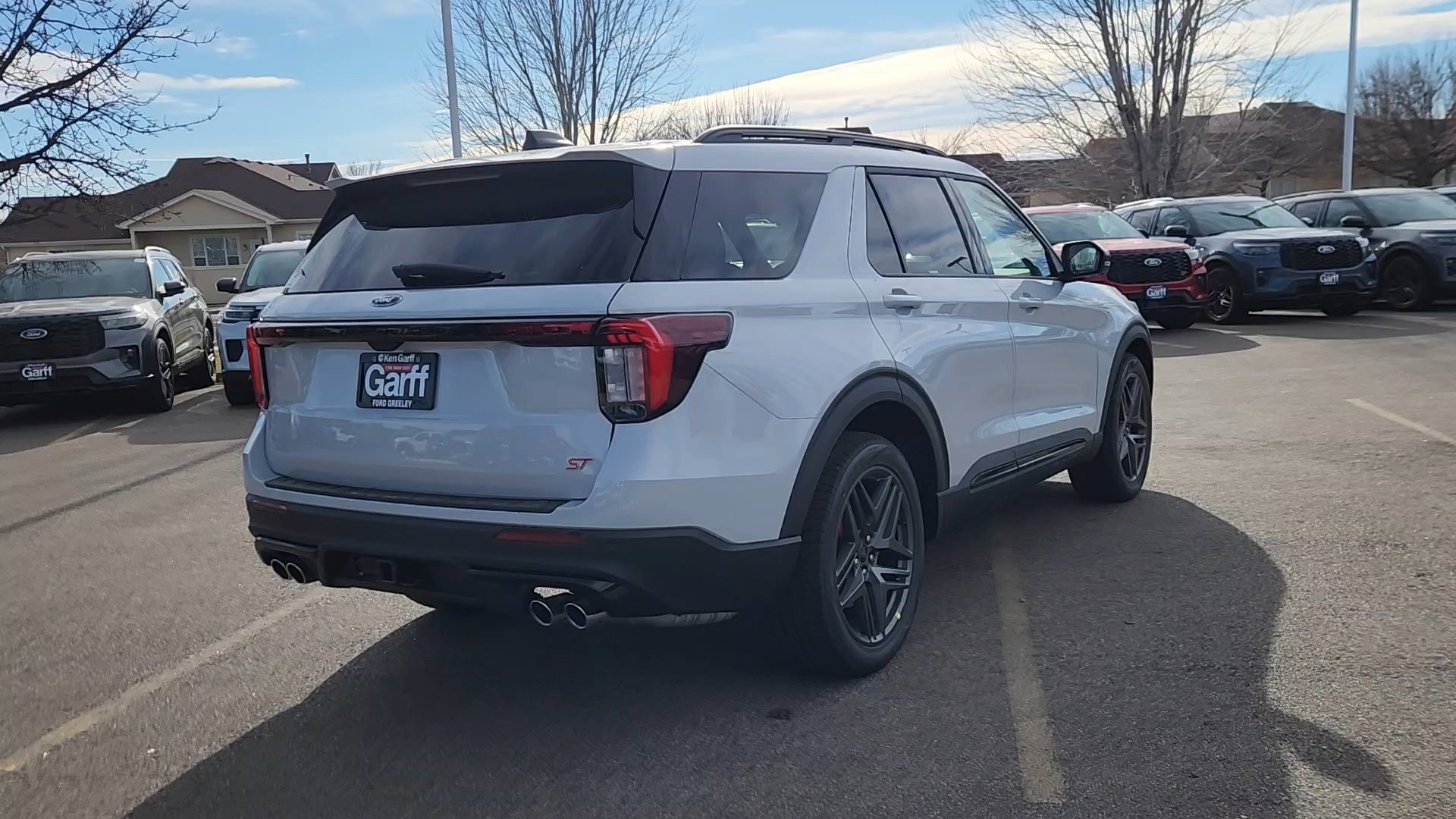 2026 Ford Explorer ST - Photo 8