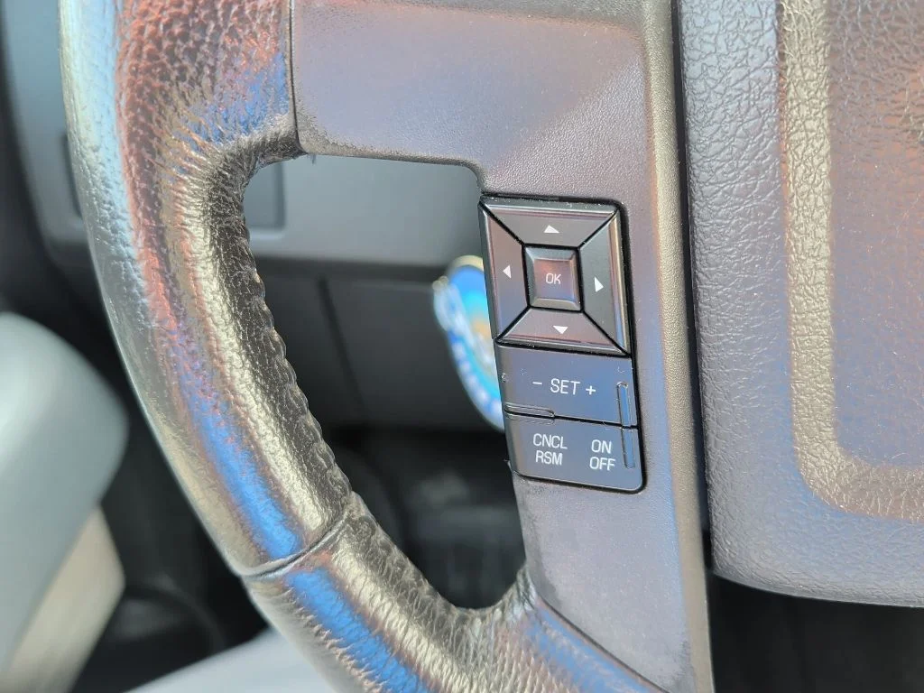 Used 2014 Black Ford XLT image 10
