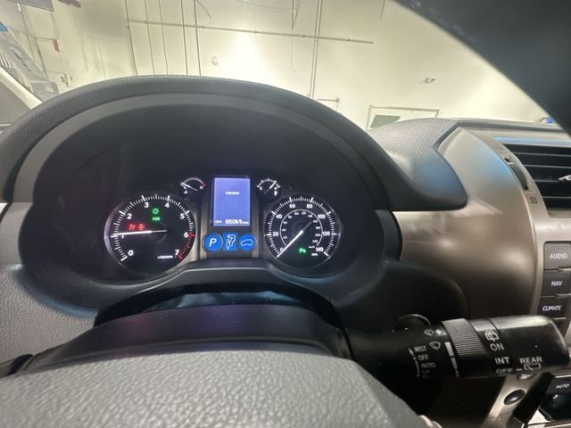 Used 2016 Gray Pearl Lexus 460 image 14