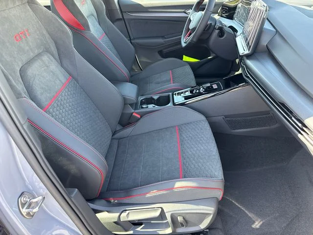 New 2026 Moonstone Gray Volkswagen 2.0T SE image 18