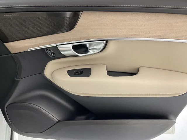 2026 Volvo XC90 Plus - Photo 44