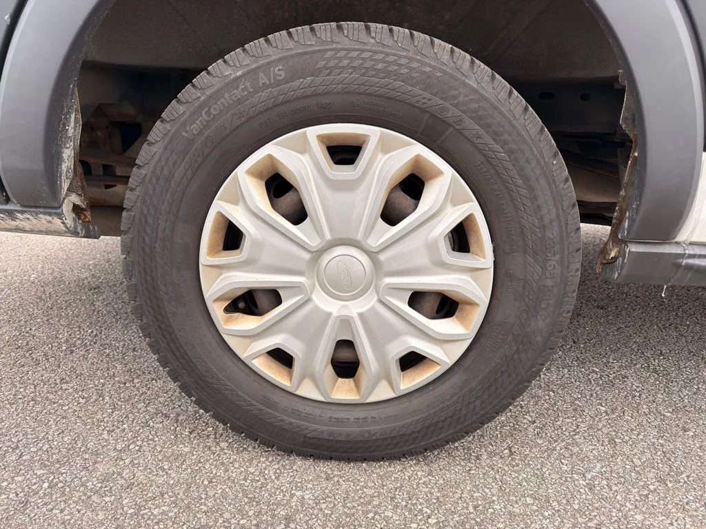 Used 2015 White Ford XLT image 16