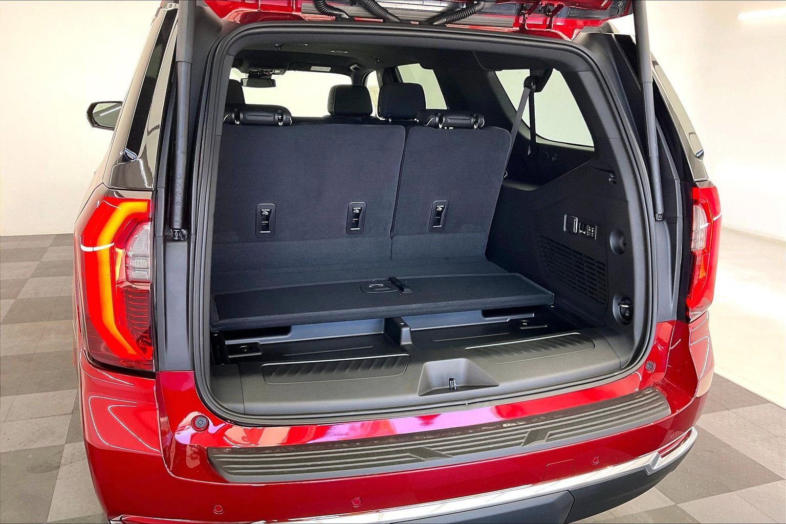 2026 GMC Yukon XL Elevation - Photo 11