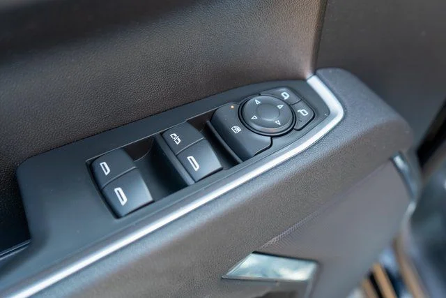 Used 2025 Black Chevrolet LT image 18