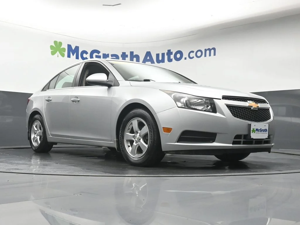 Certified Used 2014 Silver Chevrolet 1LT image 25