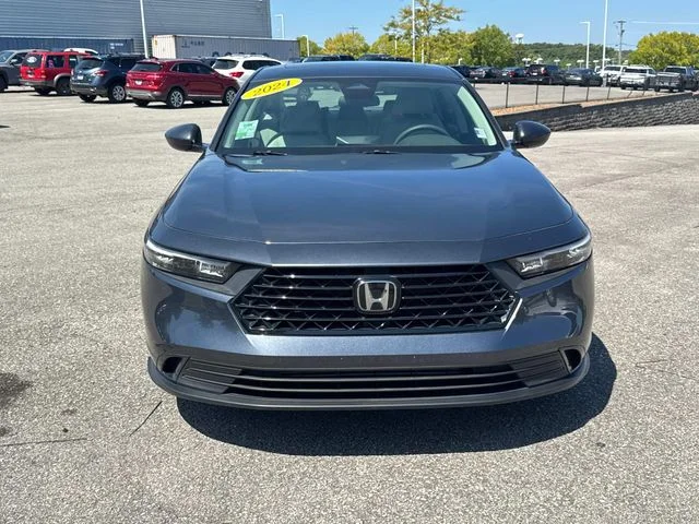 Used 2024  Honda EX image 10