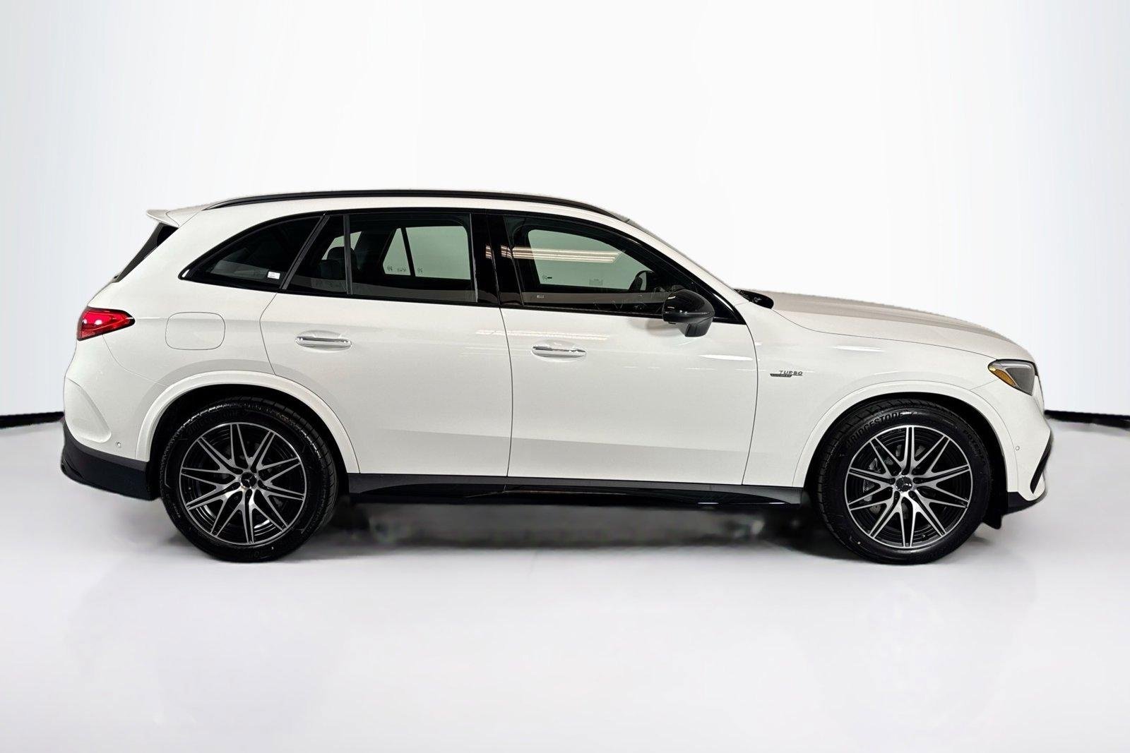 New 2026 Polar White Mercedes-Benz AMG® GLC 43 image 4