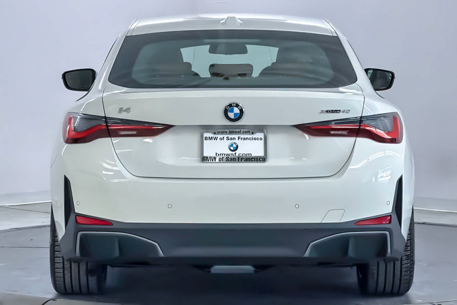 New 2026 Alpine White BMW xDrive40 image 7