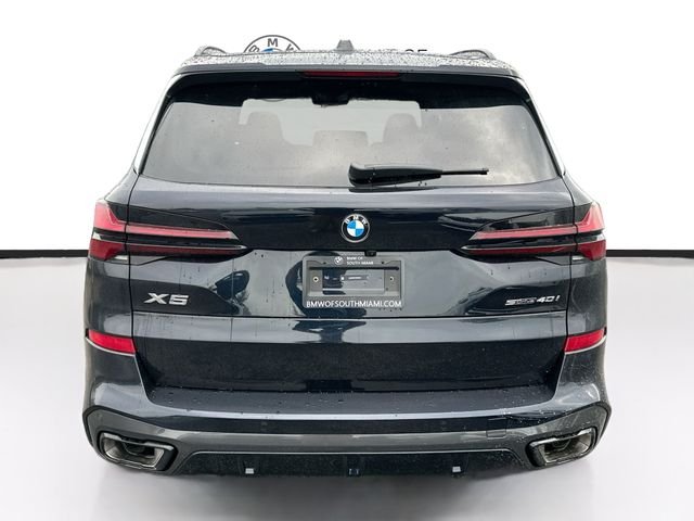 New 2026 Black BMW sDrive40i image 5