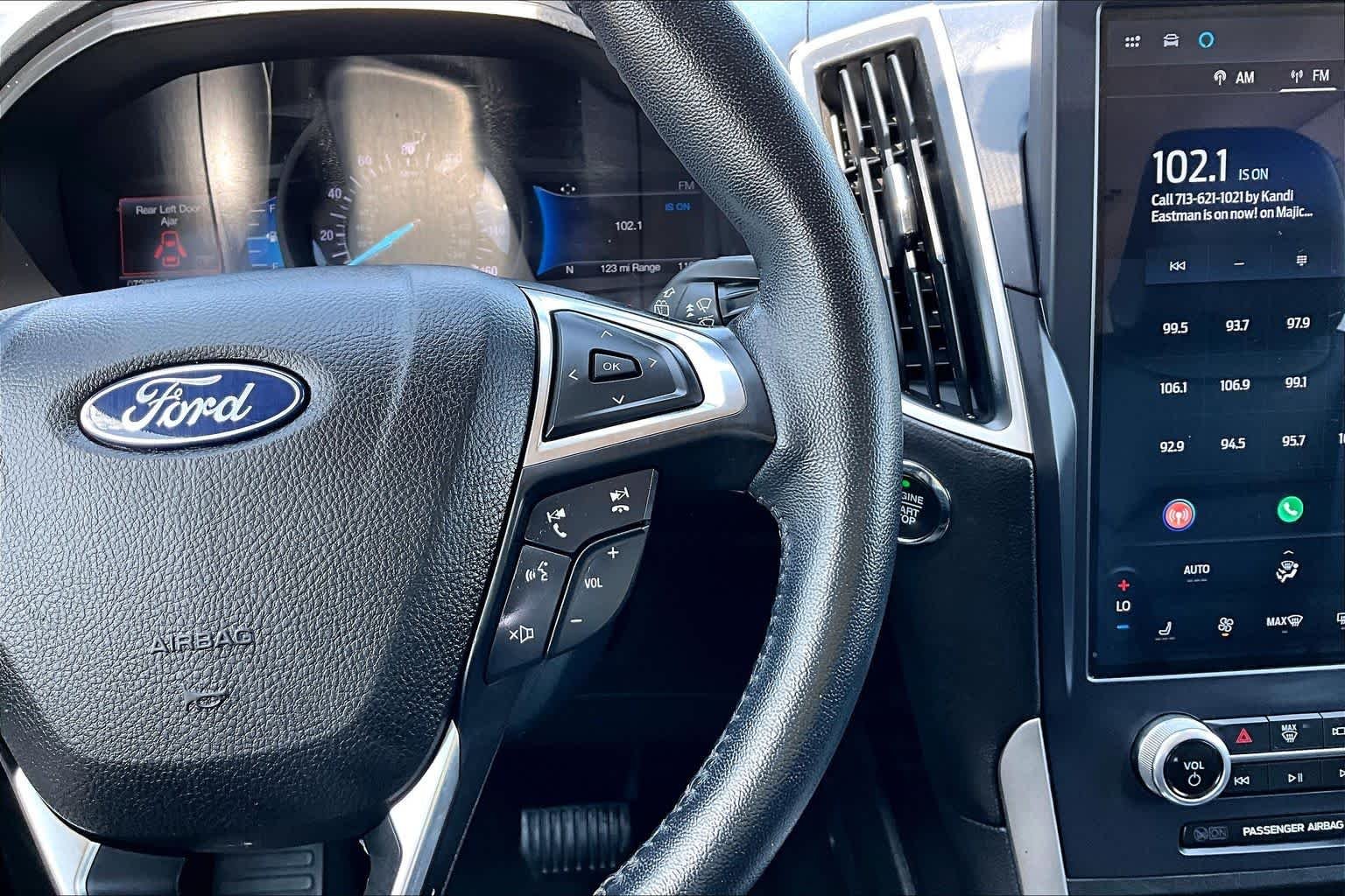 Used 2022 Carbonized Gray Metallic Ford SEL image 25
