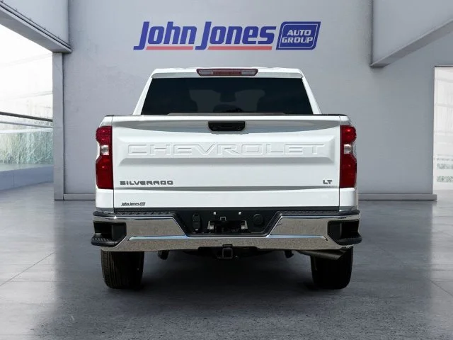 New 2026 Summit White Chevrolet LT (2FL) image 4