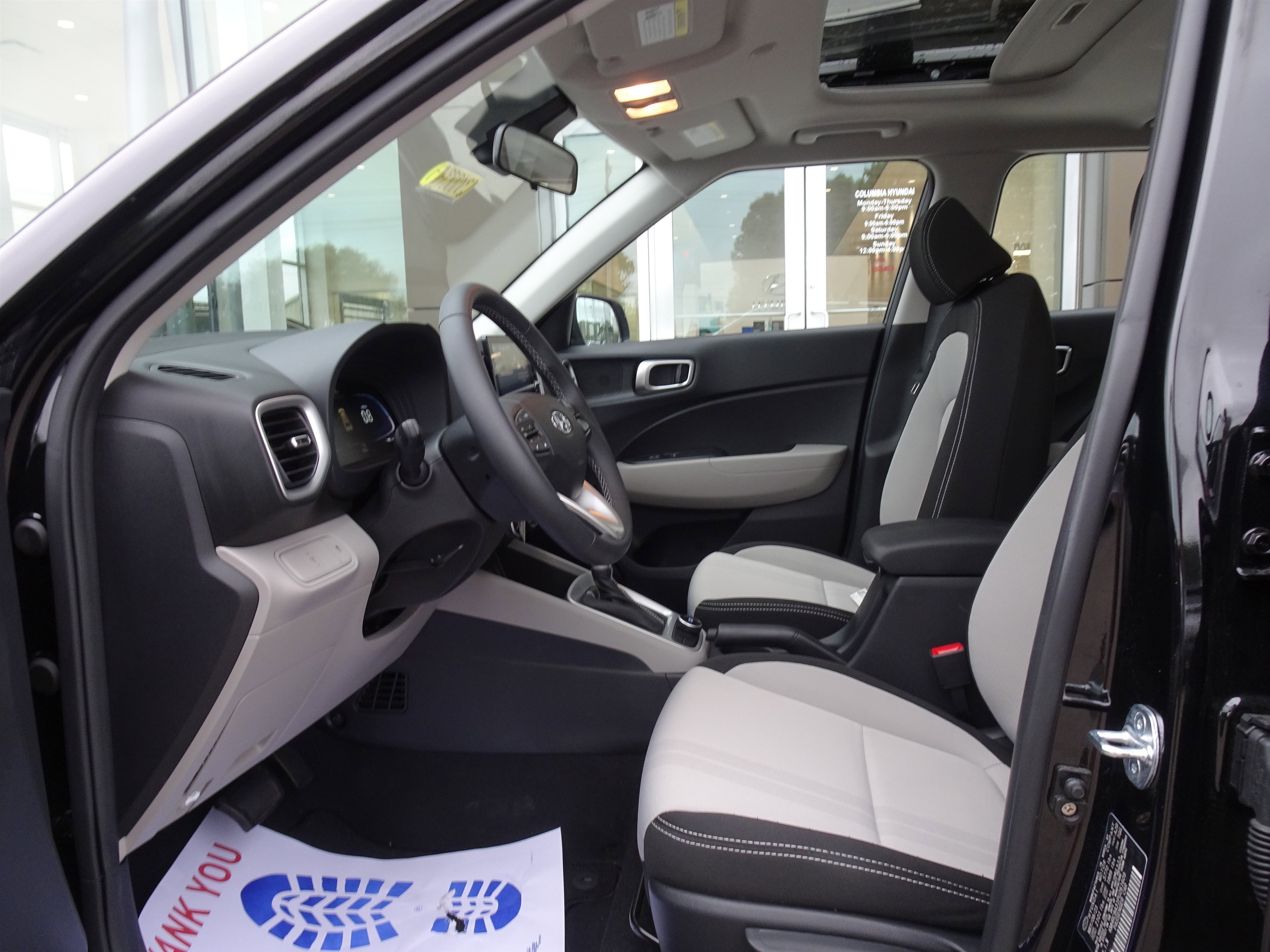 2023 Hyundai Venue SEL - Photo 8