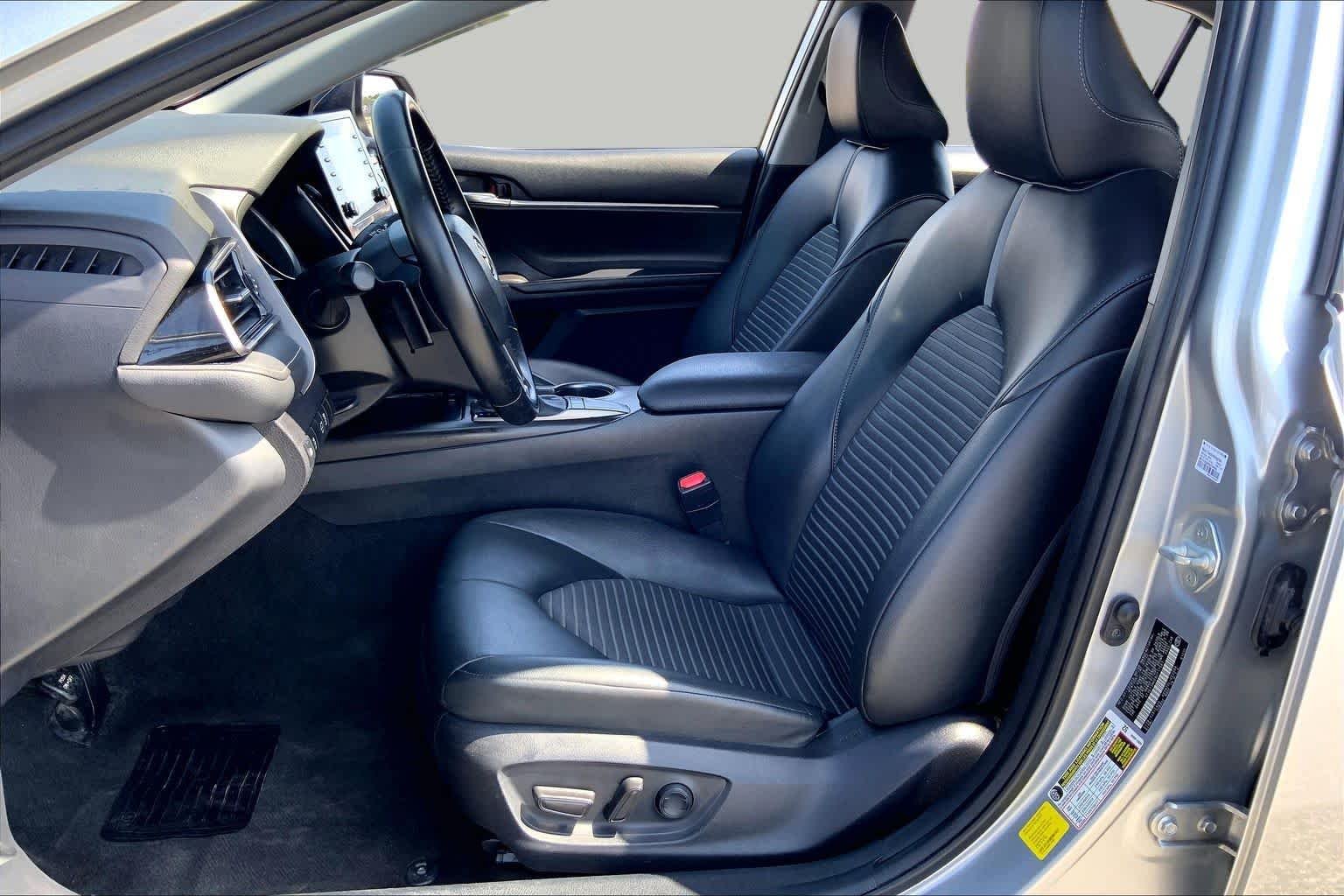 Used 2022 Celestial Silver Metallic Toyota SE image 8
