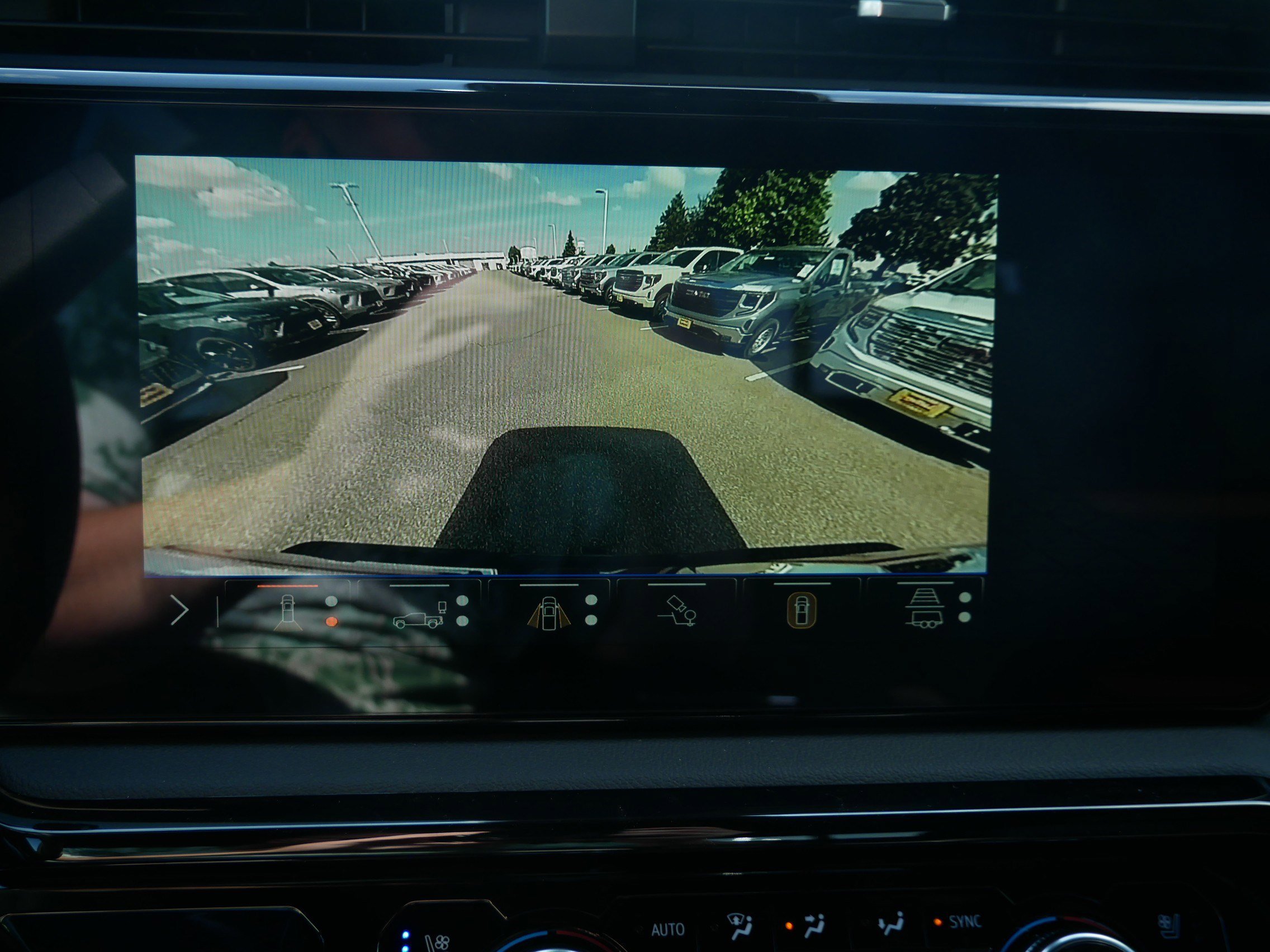 2026 GMC Sierra 3500HD AT4 - Photo 10