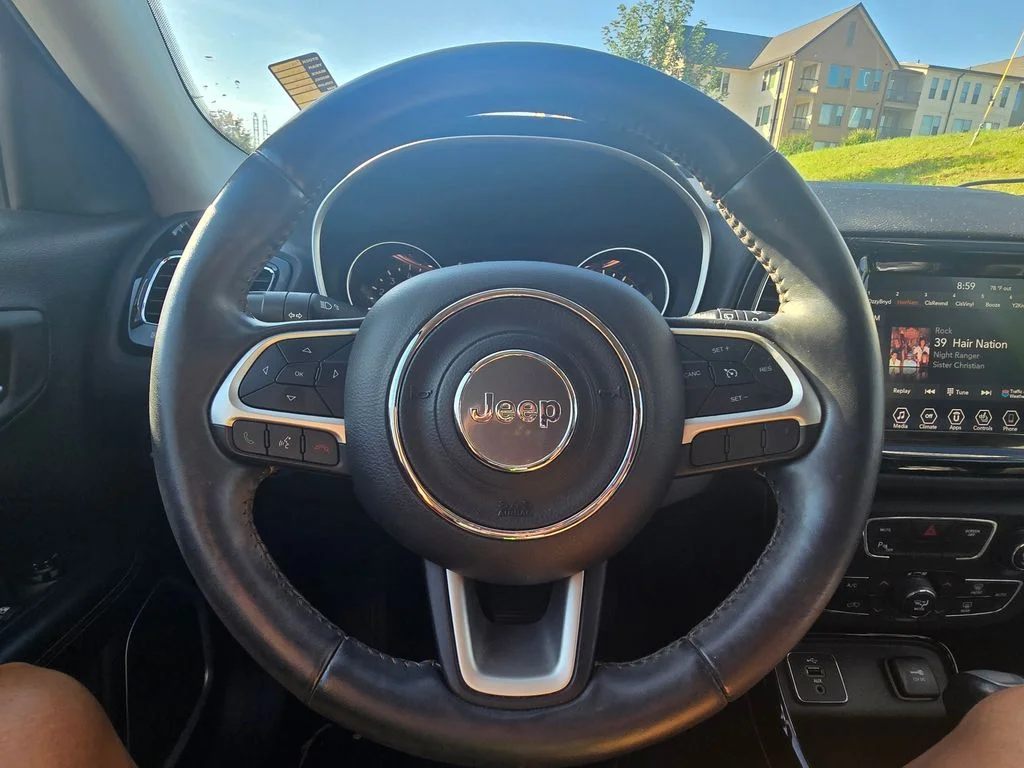 Certified Used 2018 Gray Jeep Limited image 24