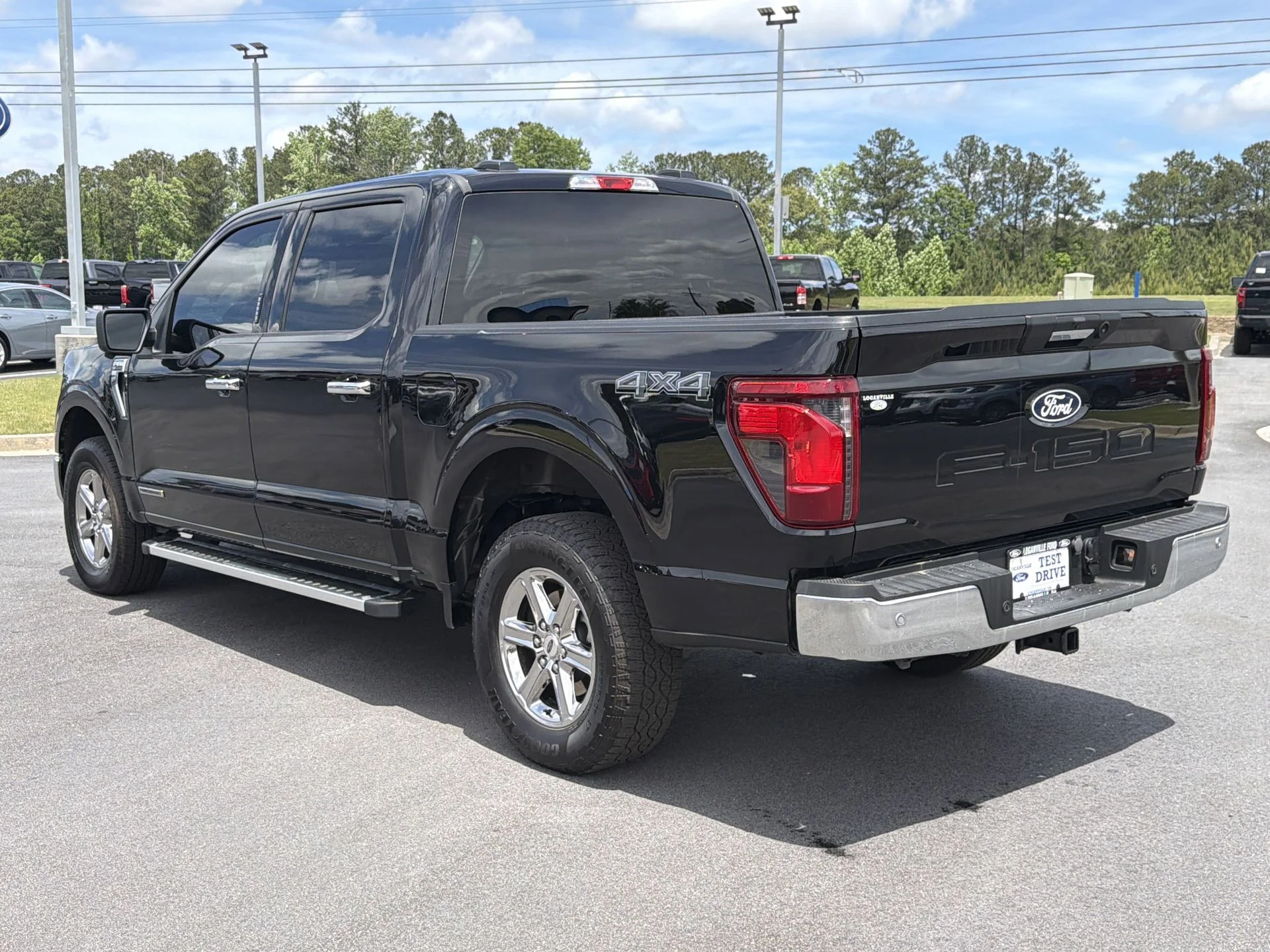 Used 2024 Black Metallic Ford XLT image 25