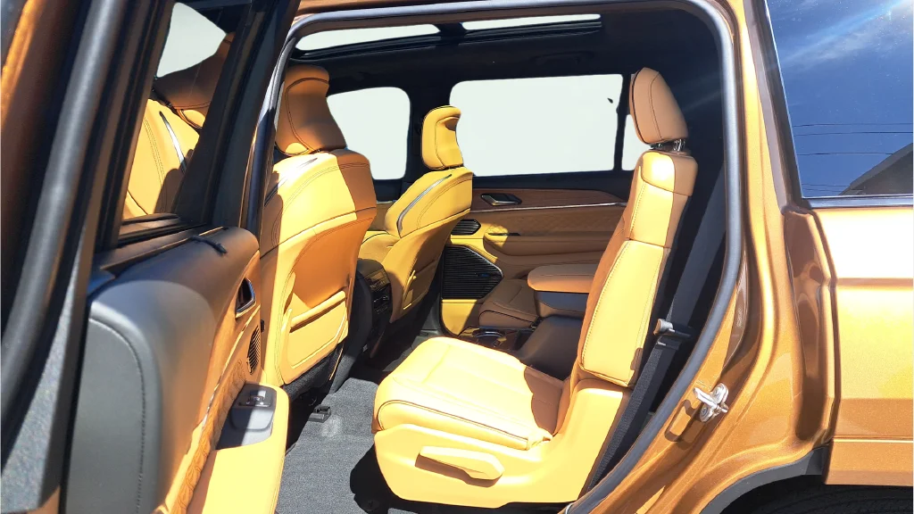 New 2026 Copper Shino Metallic Clear-Coat Exterior Paint Jeep Summit image 12