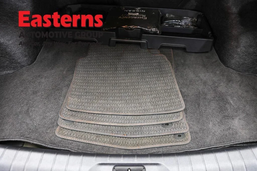 Used 2025 Gray Nissan 2.5 SR image 10