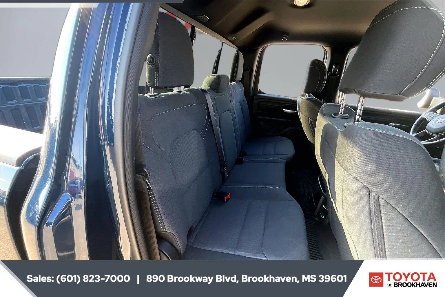 Used 2024 Patriot Blue Pearlcoat Ram Tradesman image 20