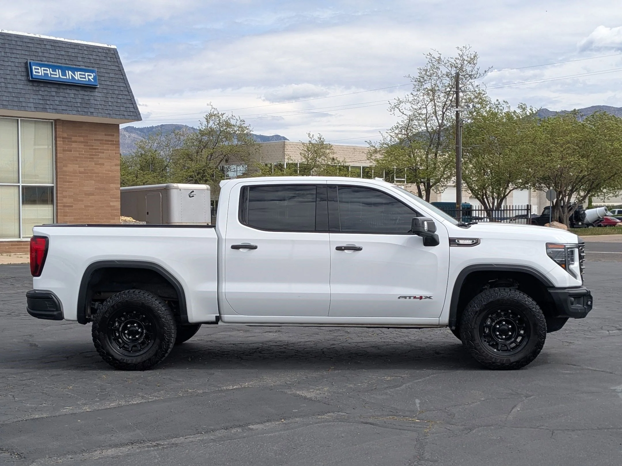 3GTUUFE81RG379140