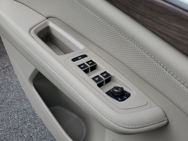 New 2026 White Volkswagen 2.0T SEL Premium R-Line image 30