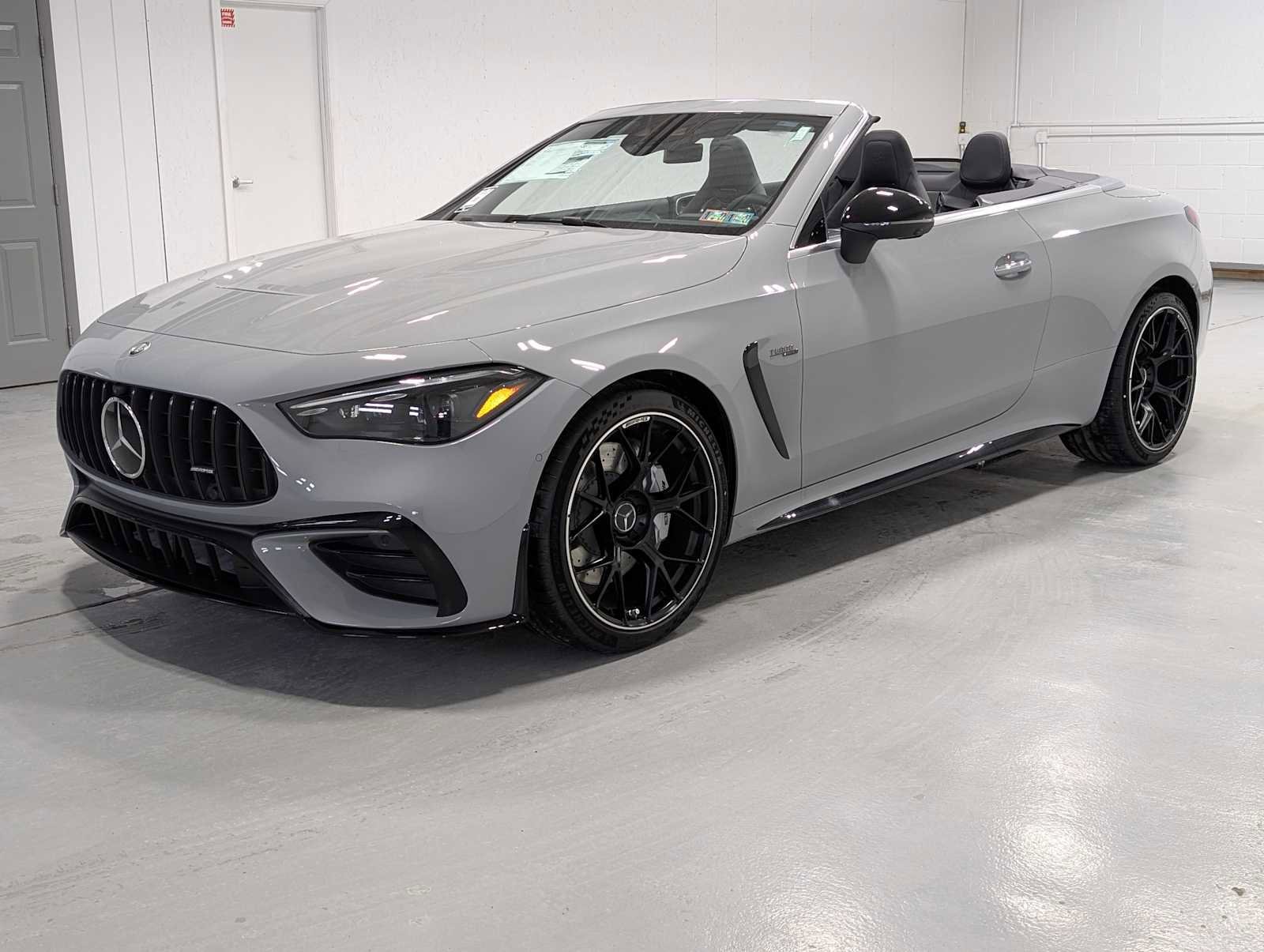 2026 Mercedes-Benz CLE AMG 53 4Matic Cabriolet's photo