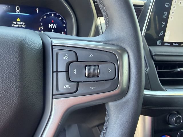 Used 2023 Black Chevrolet Z71 image 37