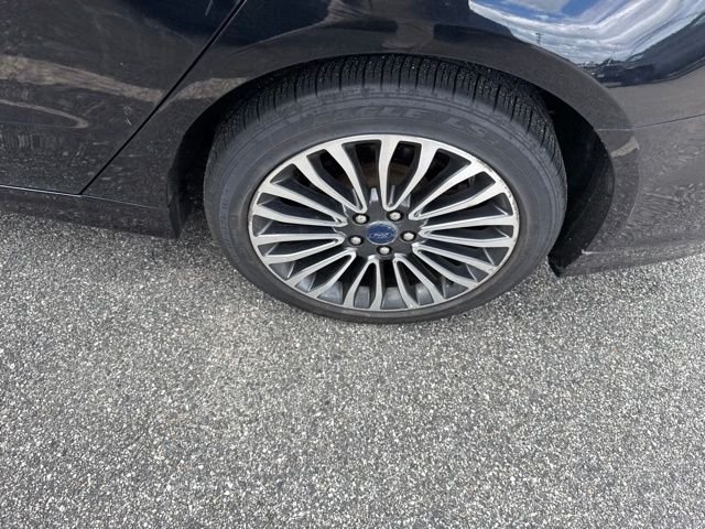 Used 2017 Shadow Black Ford Titanium image 22