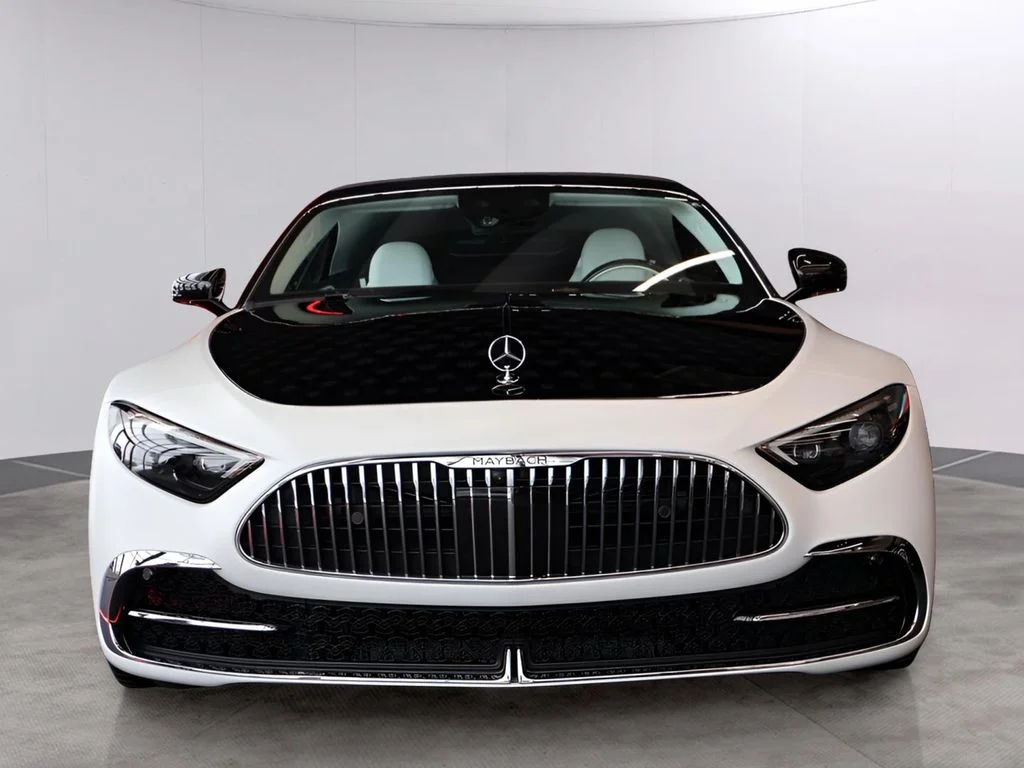 New 2026 MANUFAKTUR moonlight white magno (White Ambiance) Mercedes-Benz Maybach SL 680 image 2