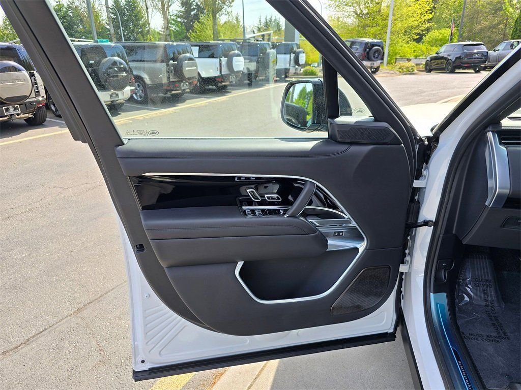 2025 Land Rover Range Rover Autobiography - Photo 19