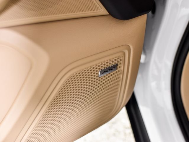 Used 2025 White Porsche  image 20