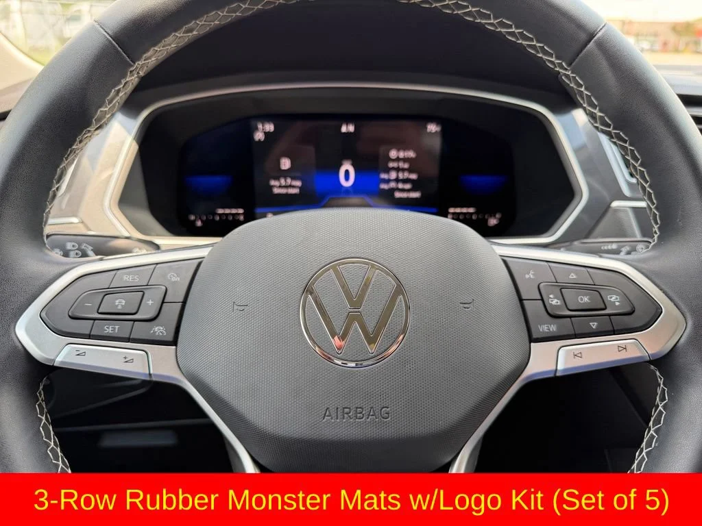 Used 2023 Gray Volkswagen 2.0T SE image 16