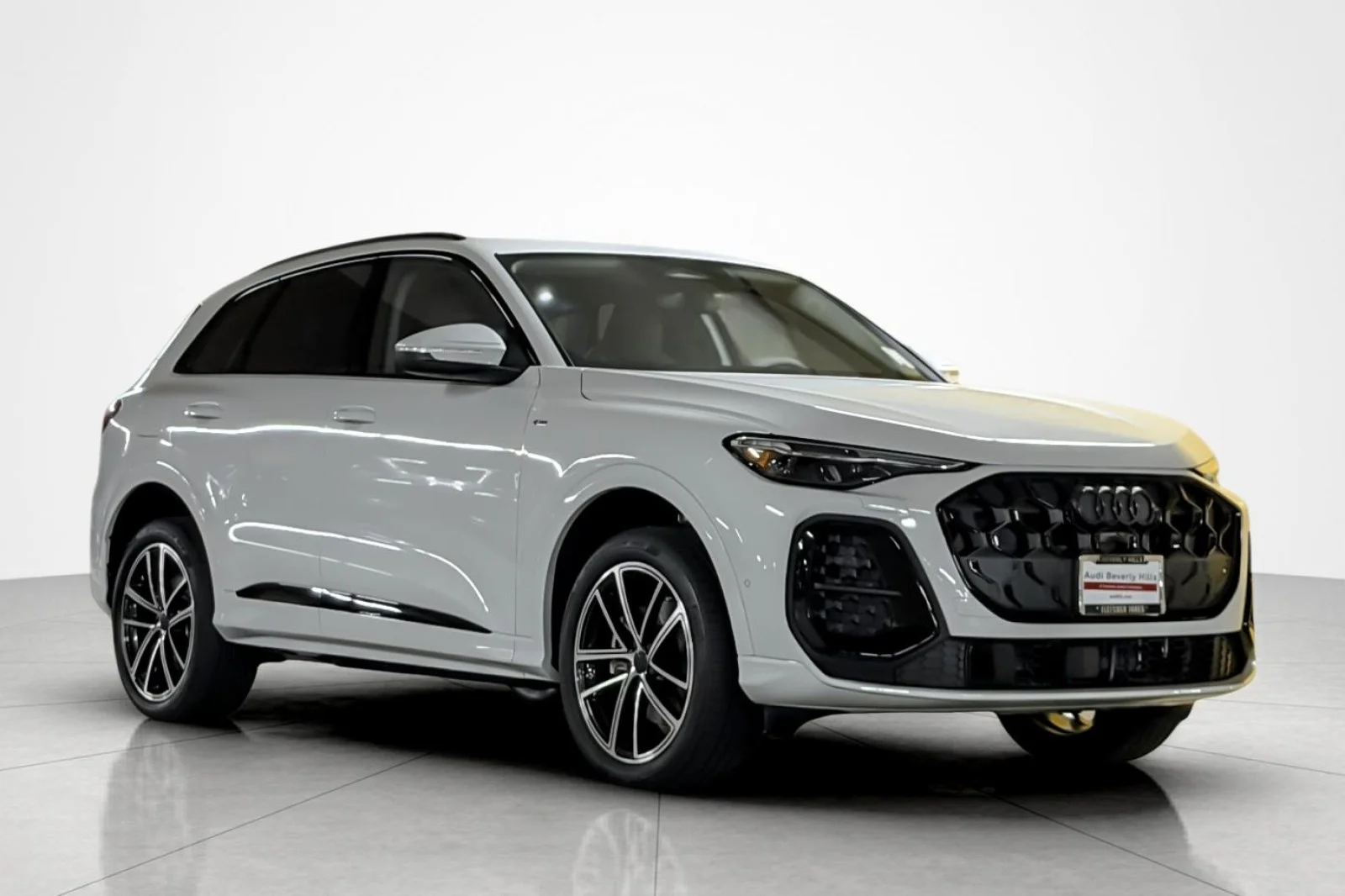 New 2026 Glacier White Metallic Audi Premium 2.0 TFSI quattro image 2
