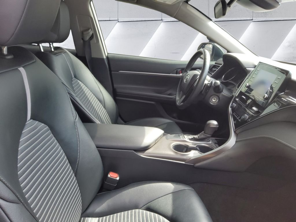 Used 2023 White Toyota SE Nightshade image 13