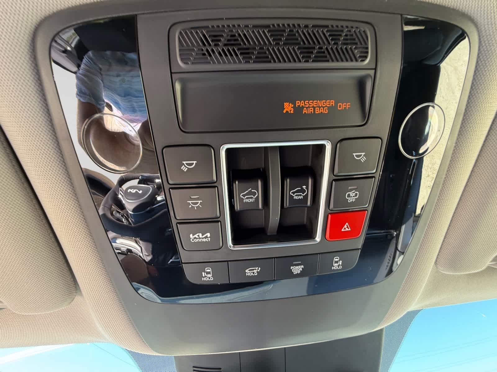 New 2026 Snow White Pearl Kia SX Prestige image 19