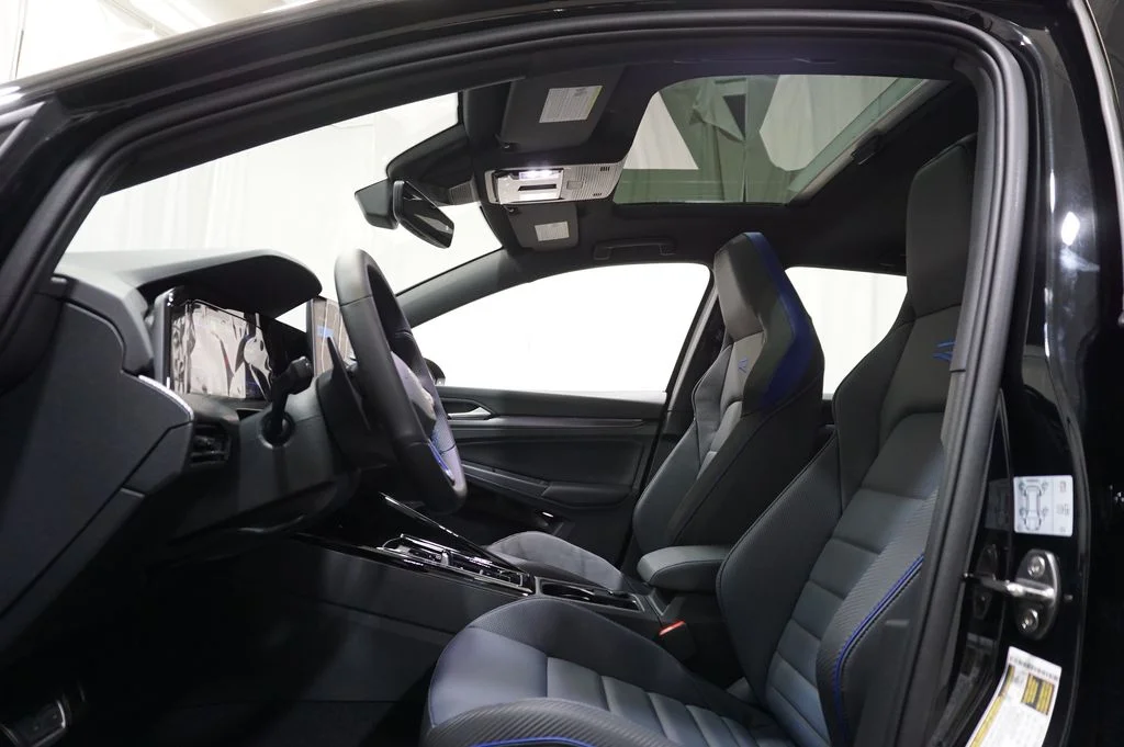 New 2026 Black Volkswagen 2.0T image 29